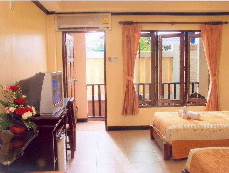 Andaman House Sha Plus Patong Exterior photo